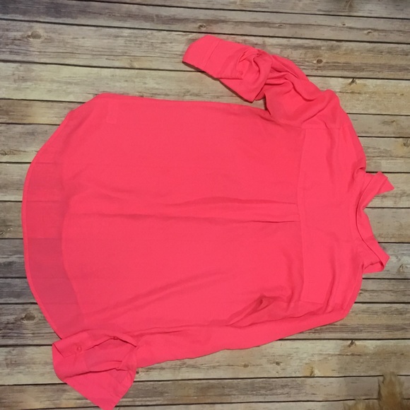 Express Button Up - Picture 2 of 4